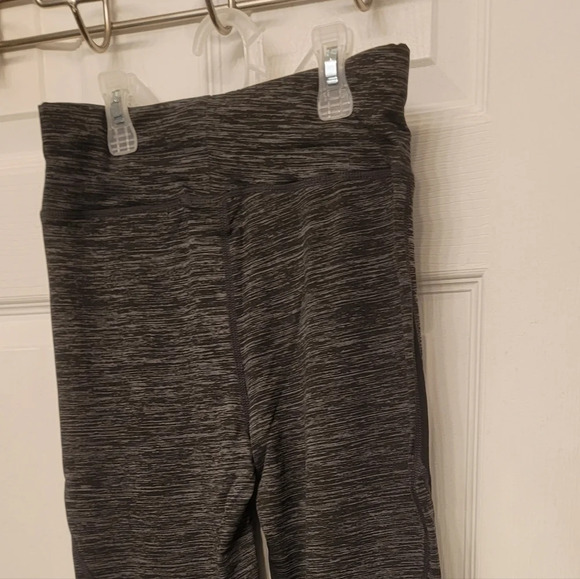 LEGGINGS - Picture 1 of 3